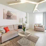 Apartament Z Widokiem Na Morze Z Aneksem Kuchennym I Basenem Ultra Marine