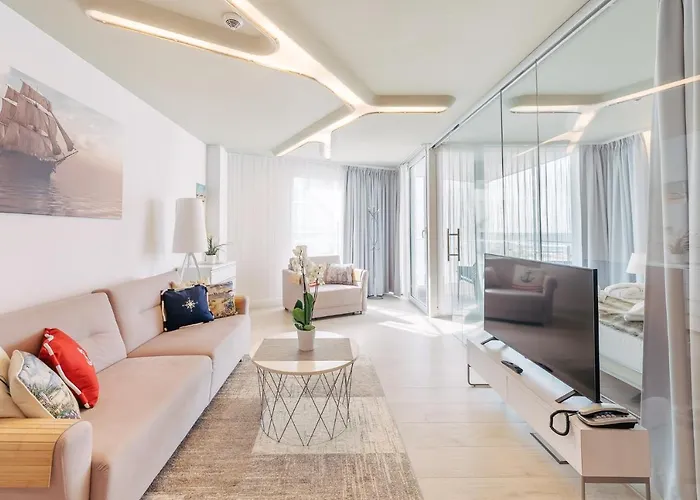 Apartament Z Widokiem Na Morze Z Aneksem Kuchennym I Basenem Ultra Marine