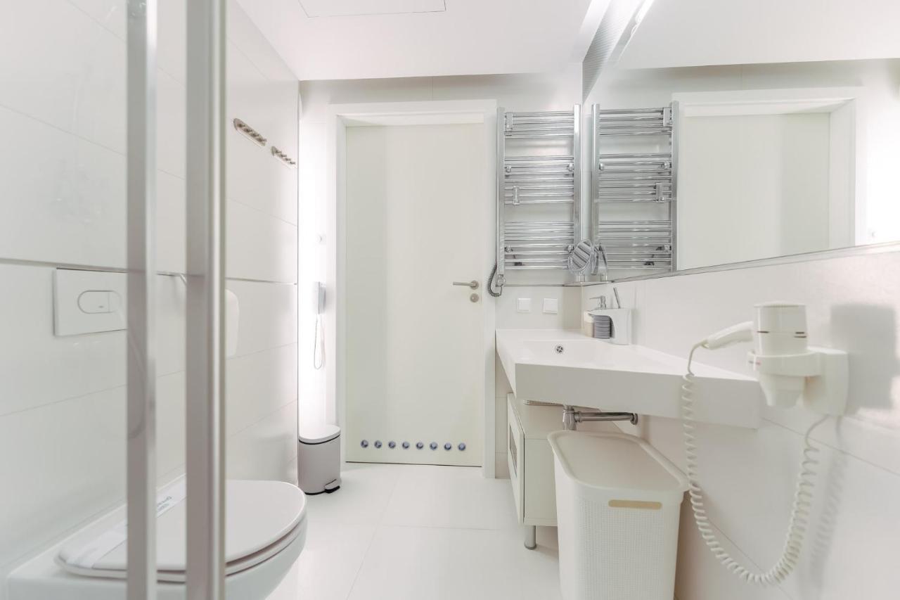 Z Widokiem Na Morze Z Aneksem Kuchennym I Basenem Ultra Marine Apartment Kolberg